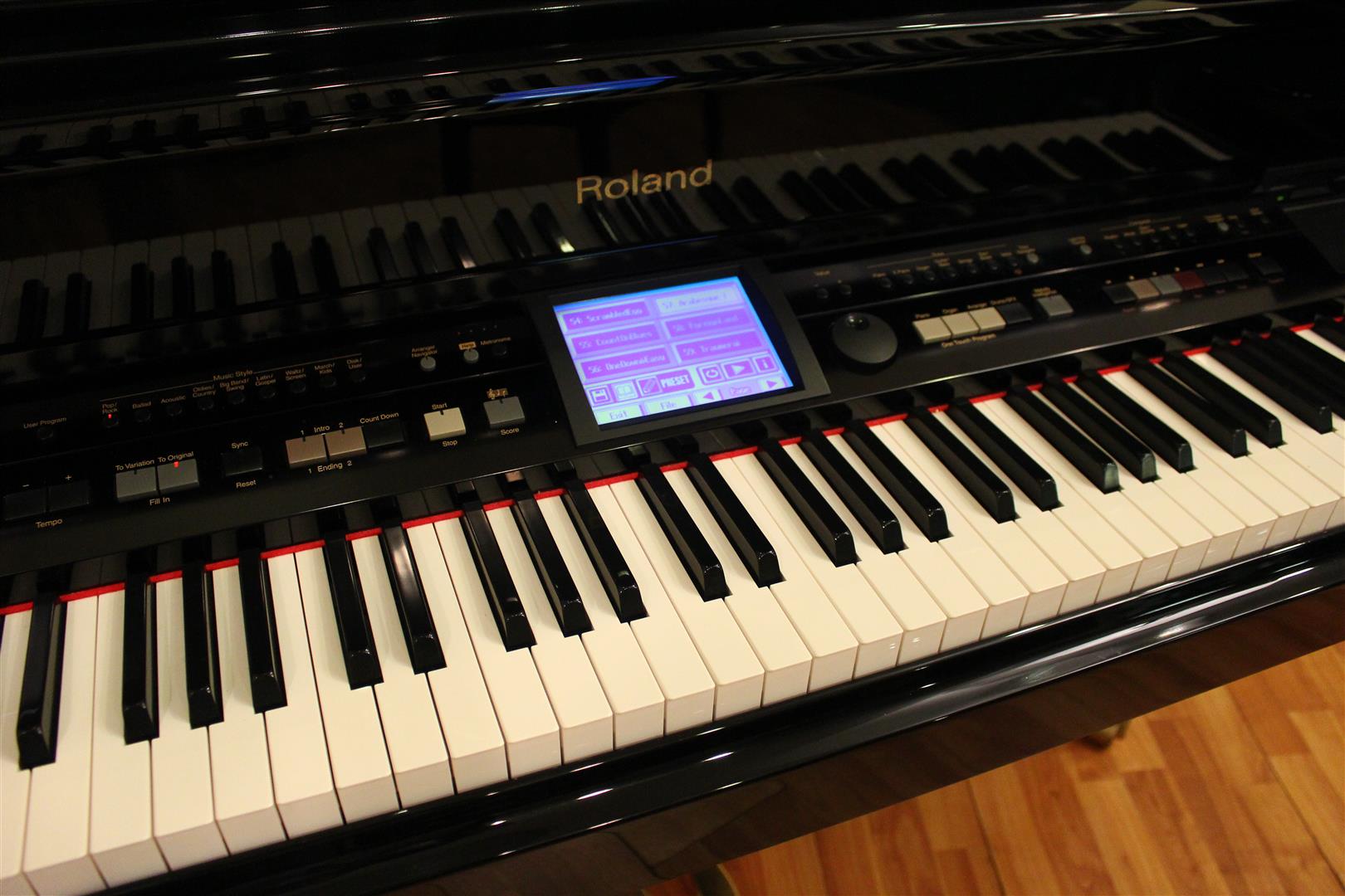 Player Pianos Roland Digital Player Grand Piano KR1077 Caruso Piano