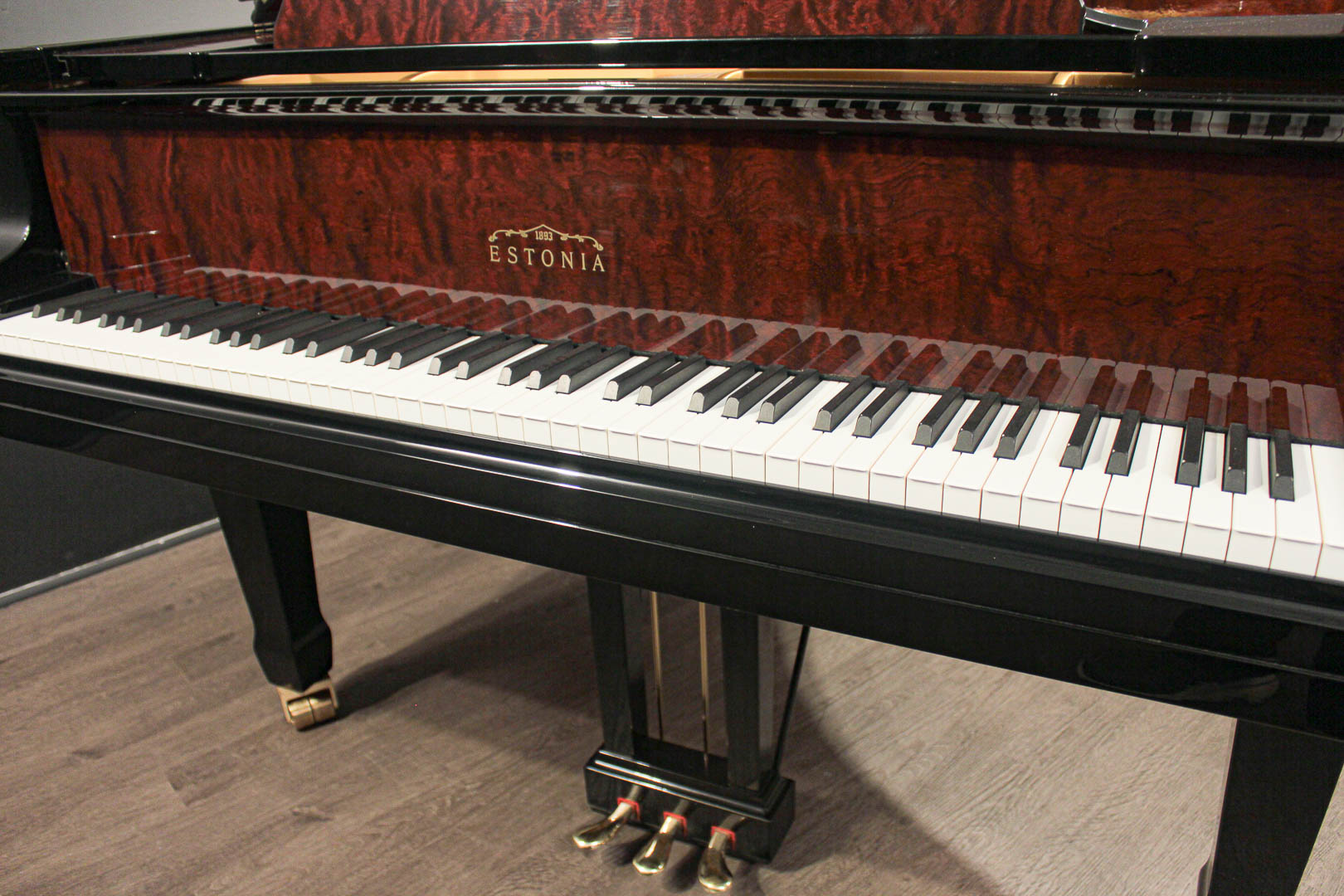 Estonia L-190 'Hidden Beauty' 6'3'' Grand Piano Polished Ebony/Bubinga | Grand  Pianos