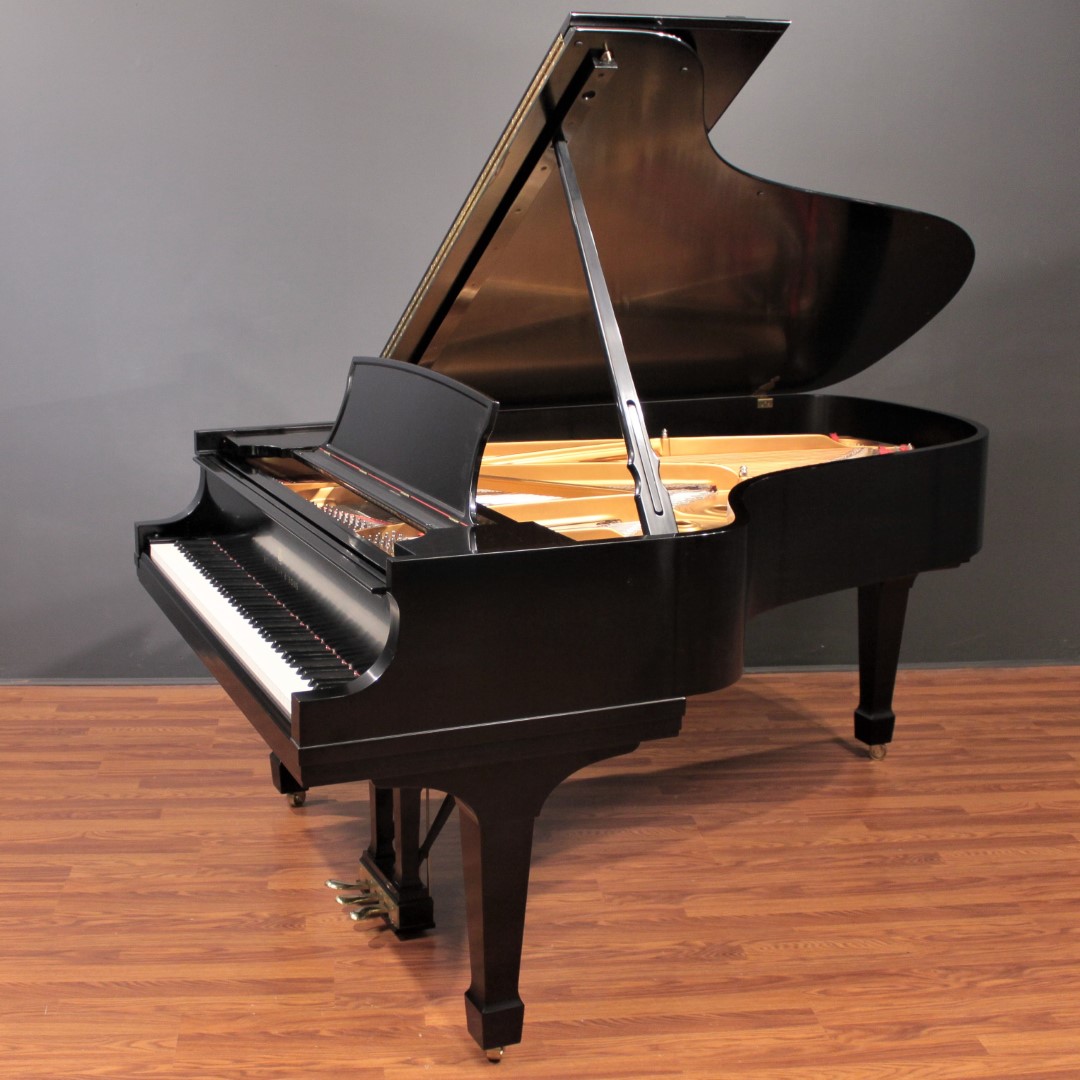 Grand Pianos