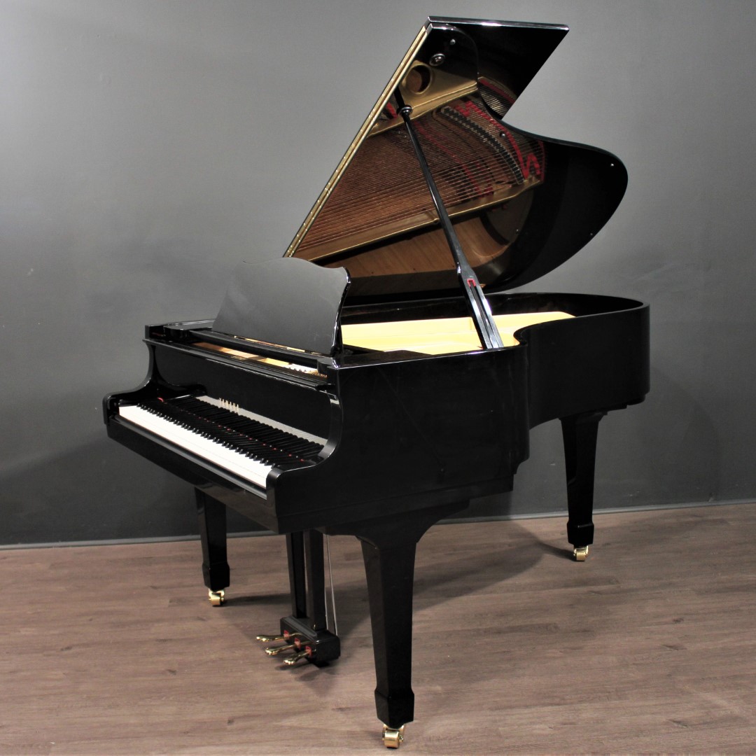 g301 young chang baby grand piano g301 young chang baby grand piano