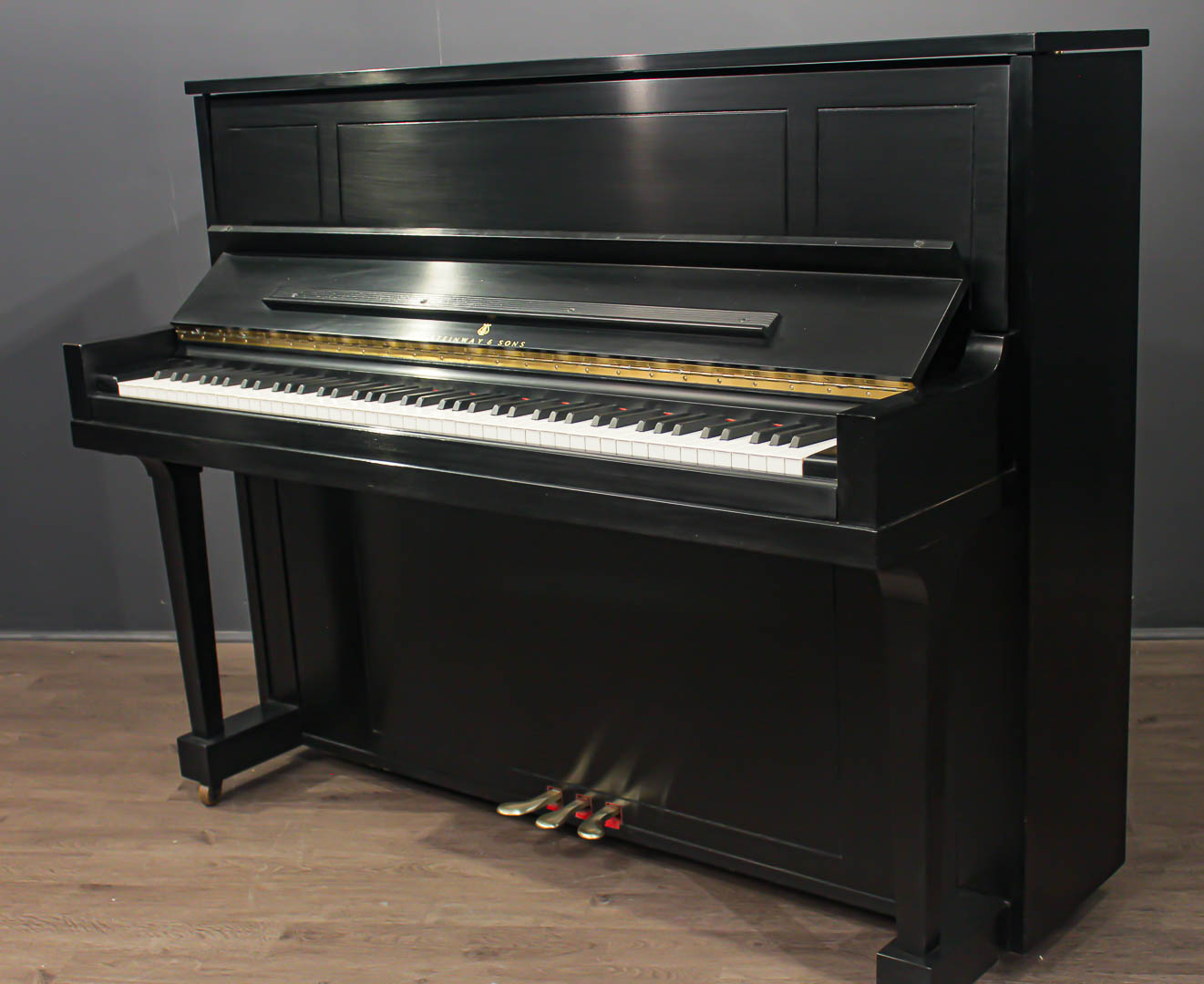 Steinway 1098 46'' Upright Piano Satin Ebony | Upright Pianos