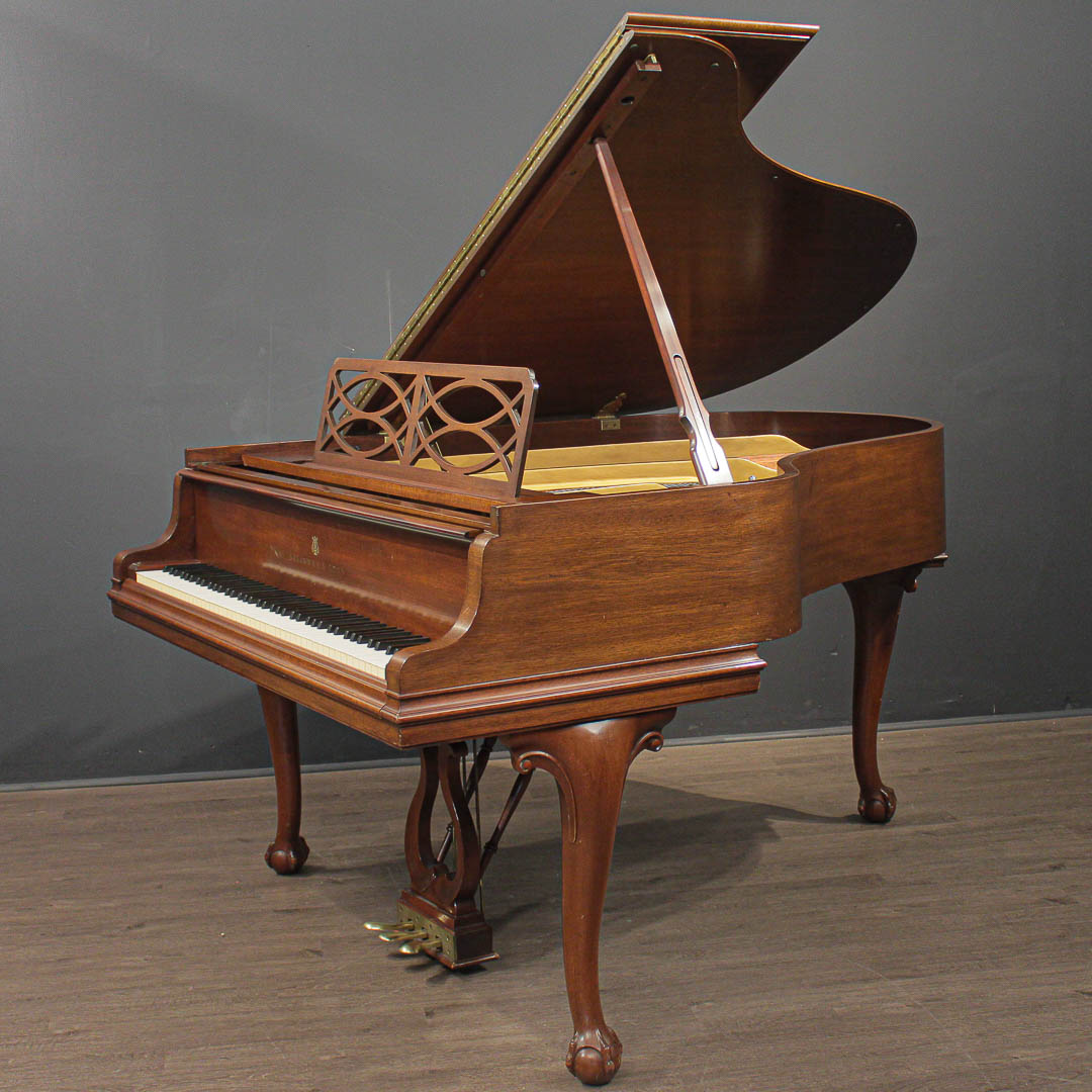 Steinway Model M Chippendale 5'7'' Grand Piano Walnut | Grand Pianos