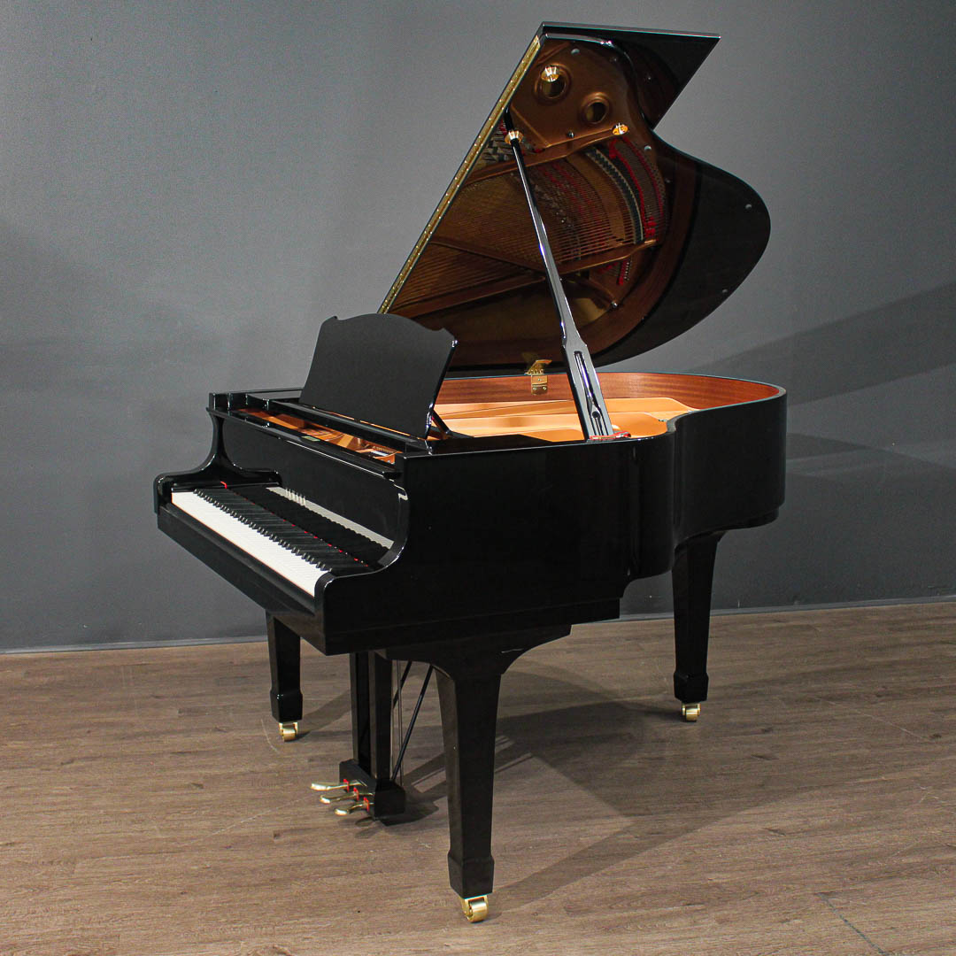 Kawai RX-1 Grand Piano 5'5'' Polished Ebony | Grand Pianos