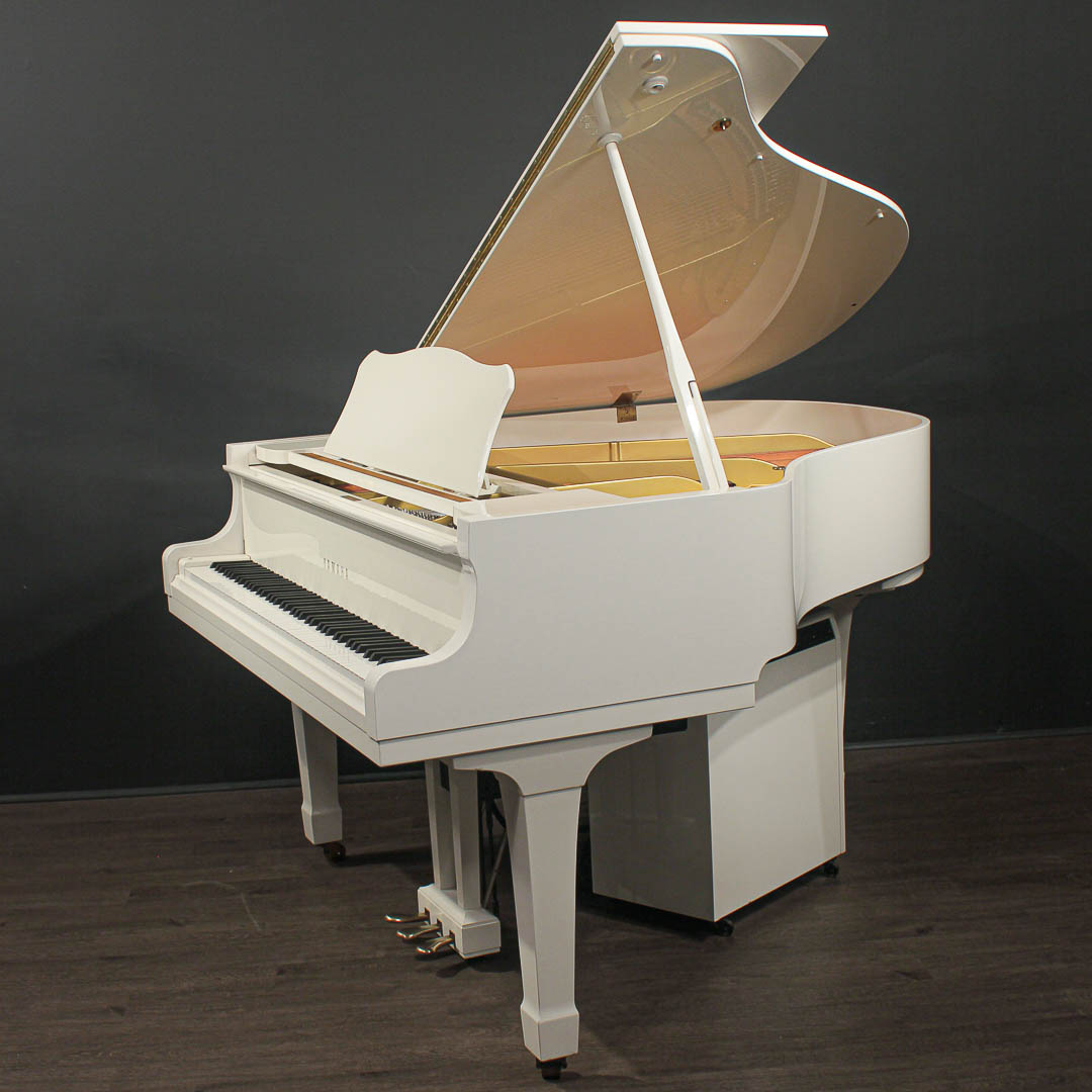 Yamaha Disklavier G1 Player Baby Grand Piano 5'3'' Polished White | Grand  Pianos