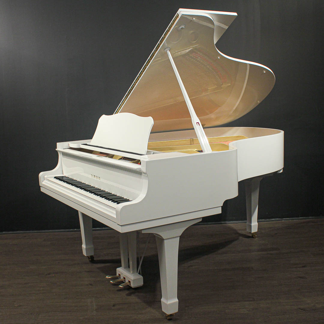 Yamaha Player Grand Piano G5 6'6'' Polished White PianoDisc/QRS | Player  Pianos